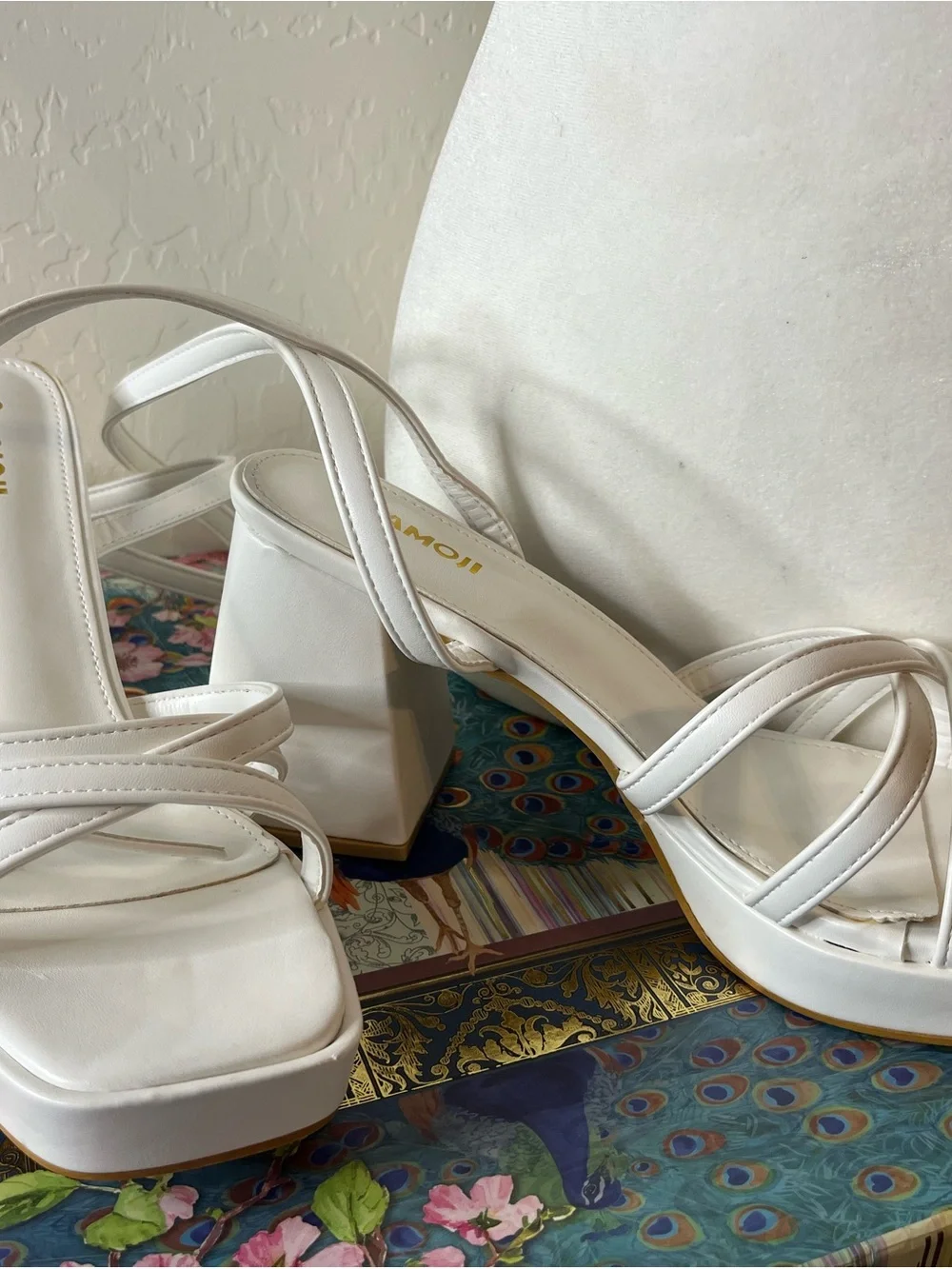 White Strappy Square-Toe Block Heel Sandals - Picture 2 of 4